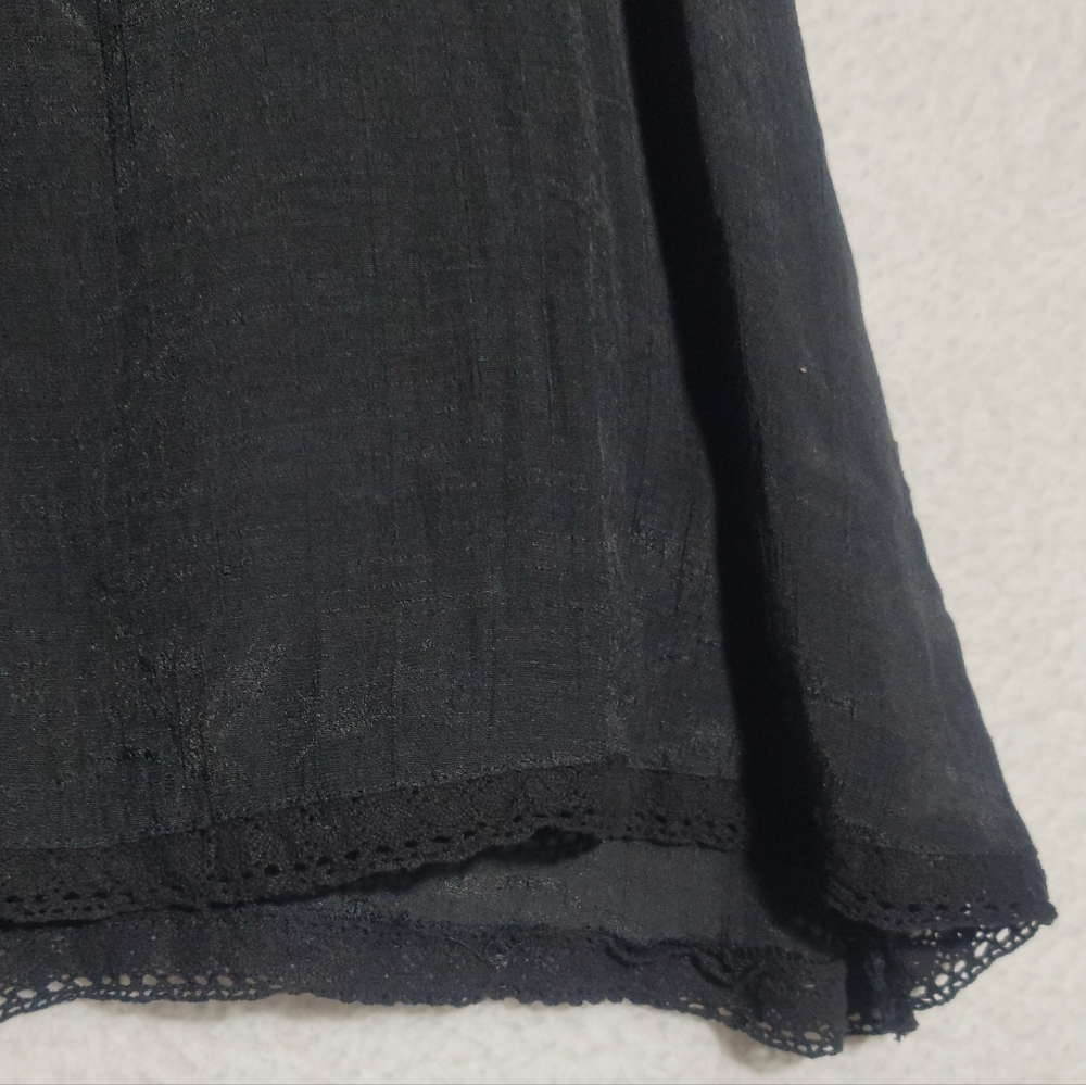 Umgee Size-M Black Mini Dress with Pink and Blue Embroidery L-30.5 P2P-17 - Picture 8 of 12